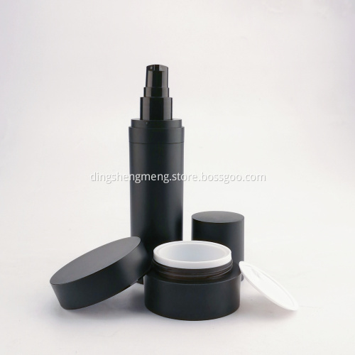 Black round cosmetic cream bottle scrub spray bottle